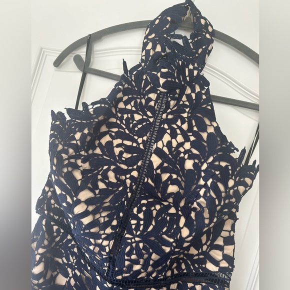 NWT LULUS Women’s Divine Destiny Navy Blue Lace Midi Dress - Picture 4 of 14